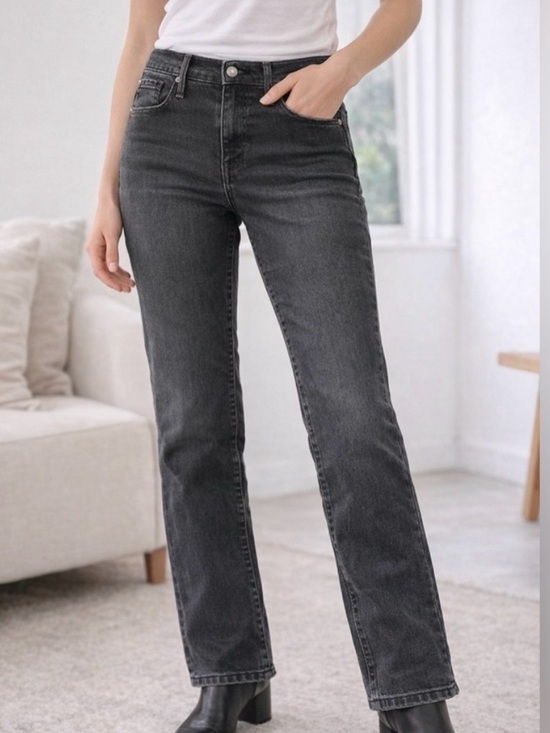 Levi's Denim - Levis Ladies Vintage 505 straight leg jeans in Faded Black 8